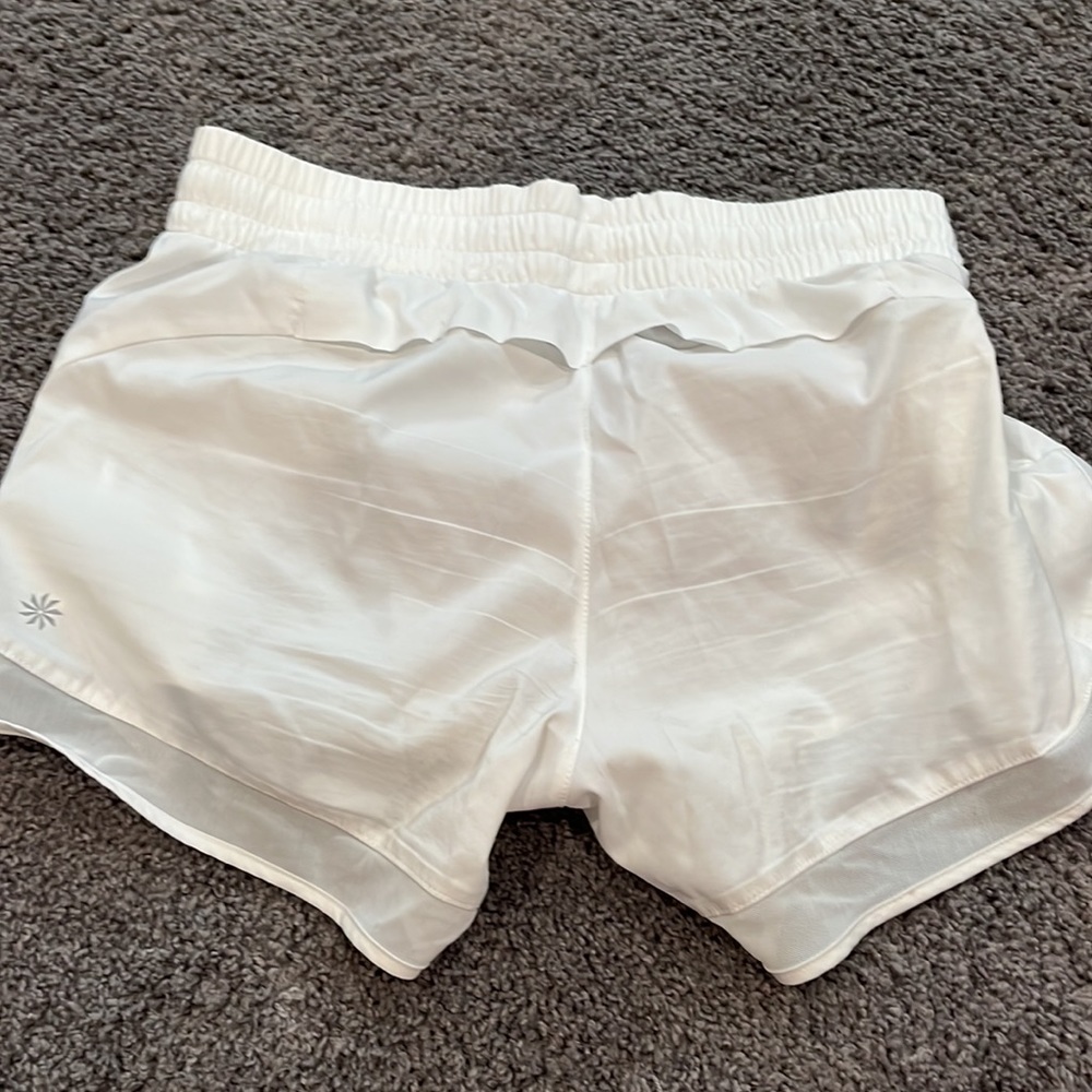 white athleta 4 inch shorts